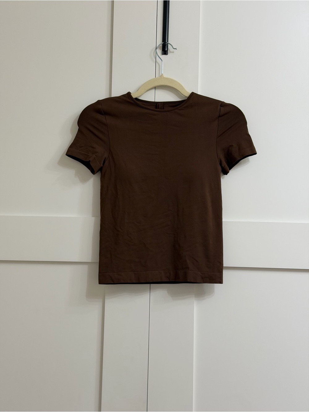 NWT Skims Soft Smoothing Seamless T-Shirt w/ Molded Cups SMALL